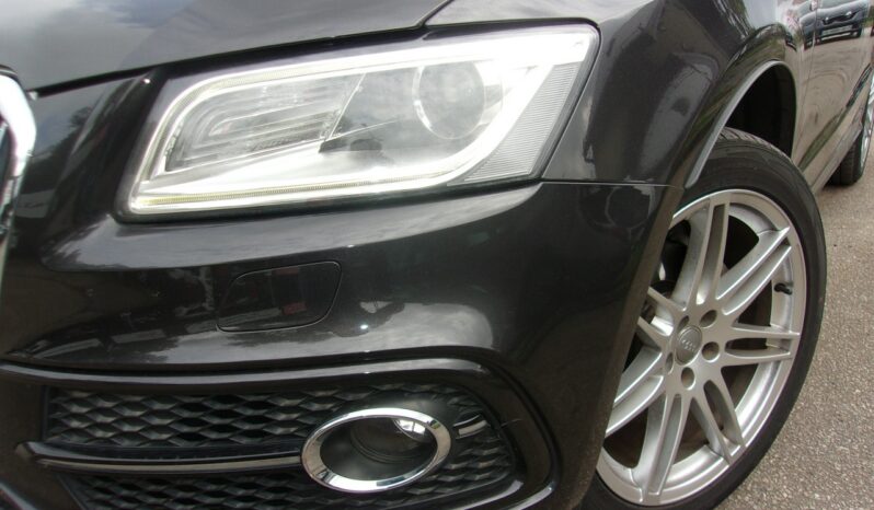 Audi Q5 | 4×4 (stały) | Manualna | 180 KM | Szary full