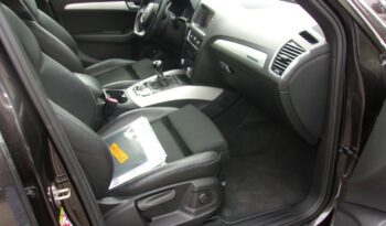 Audi Q5 | 4×4 (stały) | Manualna | 180 KM | Szary full