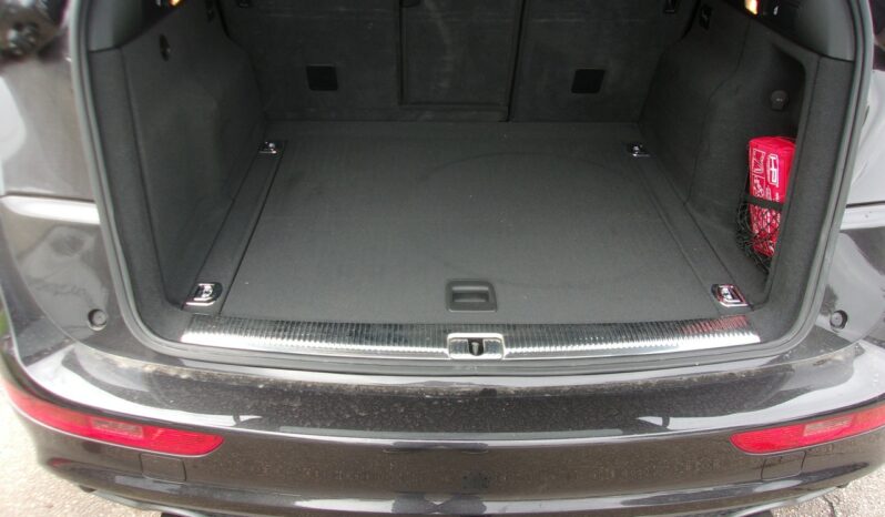 Audi Q5 | 4×4 (stały) | Manualna | 180 KM | Szary full