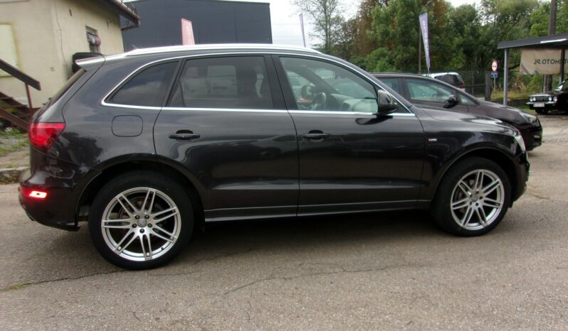 Audi Q5 | 4×4 (stały) | Manualna | 180 KM | Szary full