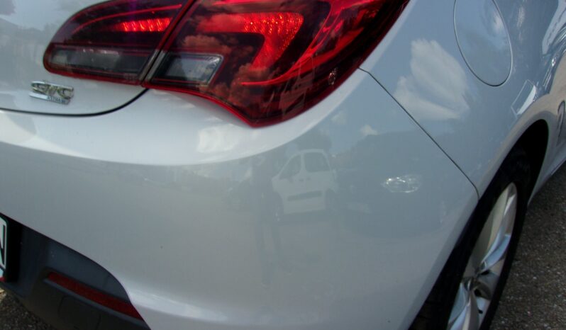 Opel Astra | FWD (przód) | Manualna | 140 KM | Biały full