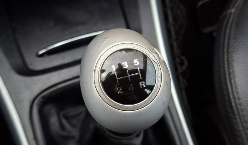 Mercedes-Benz Klasa B | FWD (przód) | Manualna | 115 KM | Szary full