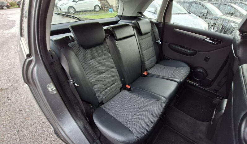 Mercedes-Benz Klasa B | FWD (przód) | Manualna | 115 KM | Szary full