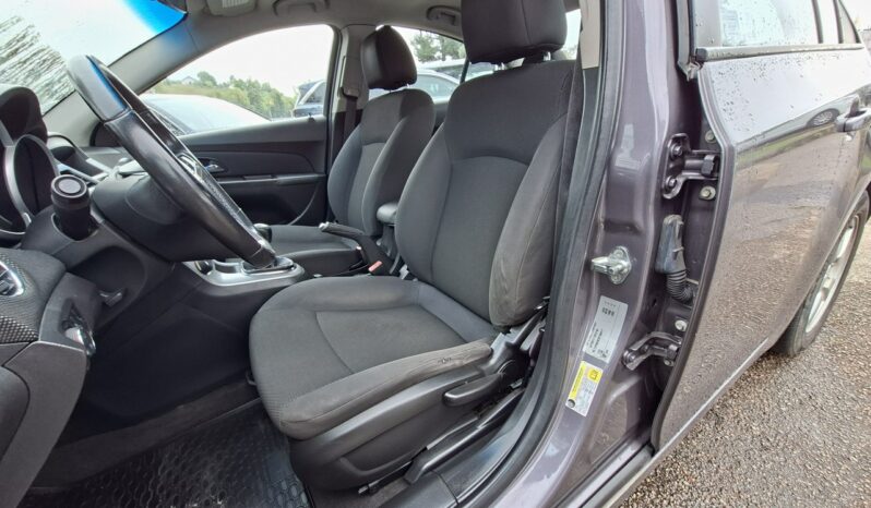 Chevrolet Cruze | FWD (przód) | Manualna | 124 KM | Szary full