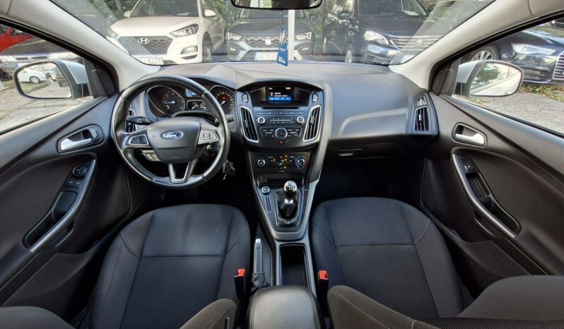 Ford Focus | FWD (przód) | Manualna | 95 KM | Srebrny full