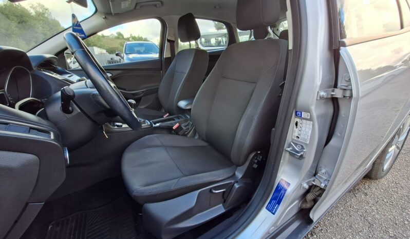 Ford Focus | FWD (przód) | Manualna | 95 KM | Srebrny full