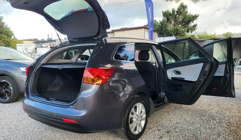 Kia Ceed | FWD (przód) | Manualna | 135 KM | Szary full