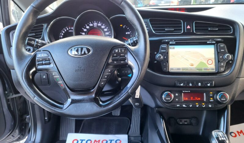 Kia Ceed | FWD (przód) | Manualna | 135 KM | Szary full