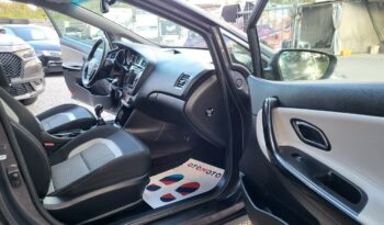 Kia Ceed | FWD (przód) | Manualna | 135 KM | Szary full