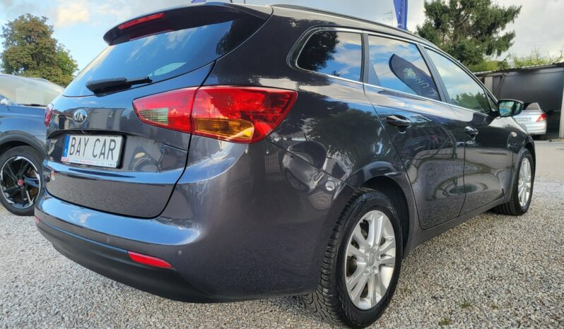 Kia Ceed | FWD (przód) | Manualna | 135 KM | Szary full