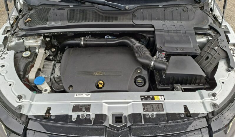 Land Rover Range Rover Evoque | 4×4 (doł. automatycznie) | Automatyczna | 180 KM | Srebrny full