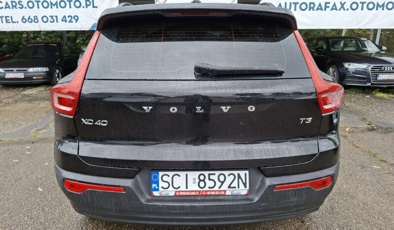Volvo XC 40 | FWD (przód) | Automatyczna | 163 KM | Czarny full