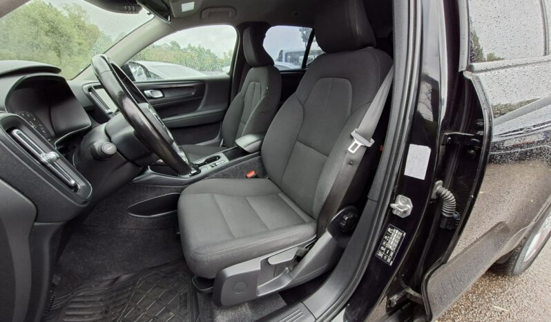 Volvo XC 40 | FWD (przód) | Automatyczna | 163 KM | Czarny full