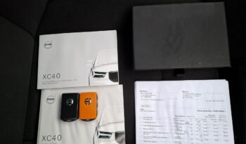 Volvo XC 40 | FWD (przód) | Automatyczna | 163 KM | Czarny full