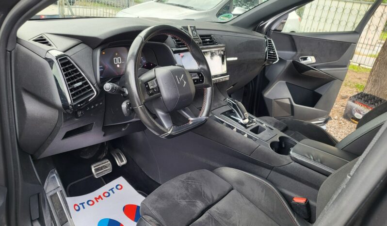 DS Automobiles DS 7 Crossback | 4×4 (doł. automatycznie) | Automatyczna | 177 KM | Szary full