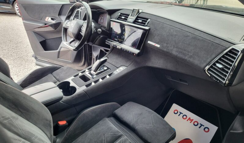 DS Automobiles DS 7 Crossback | 4×4 (doł. automatycznie) | Automatyczna | 177 KM | Szary full