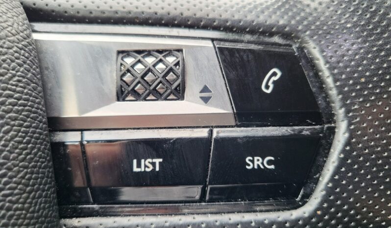DS Automobiles DS 7 Crossback | 4×4 (doł. automatycznie) | Automatyczna | 177 KM | Szary full
