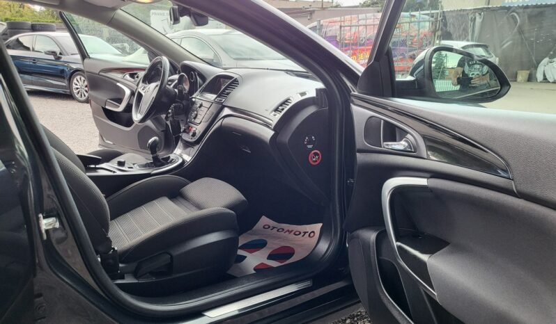 Opel Insignia | FWD (przód) | Manualna | 160 KM | Czarny full