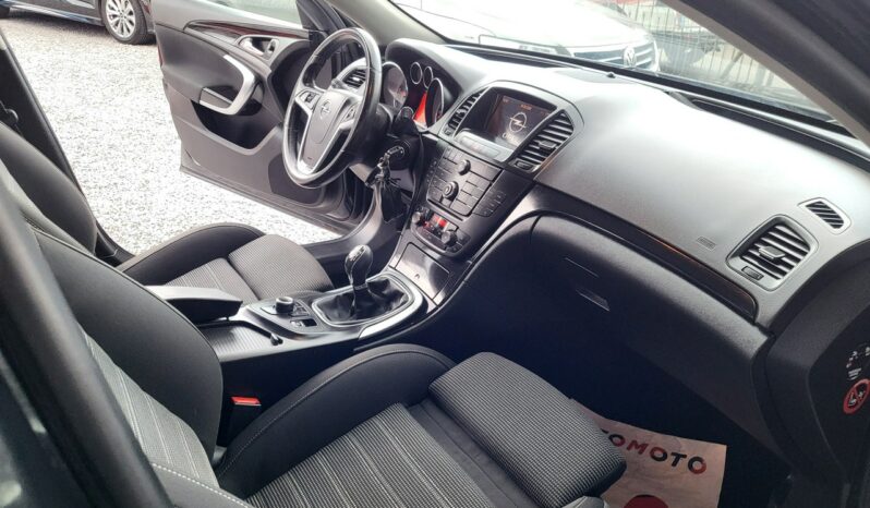 Opel Insignia | FWD (przód) | Manualna | 160 KM | Czarny full