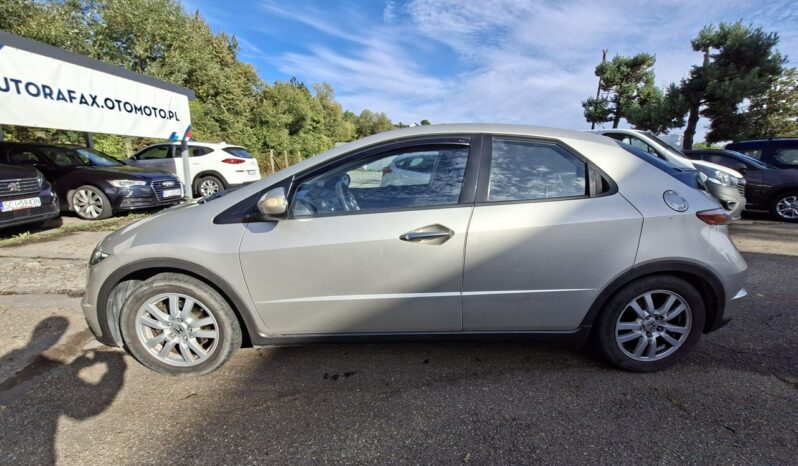 Honda Civic | FWD (przód) | Manualna | 83 KM | Srebrny full