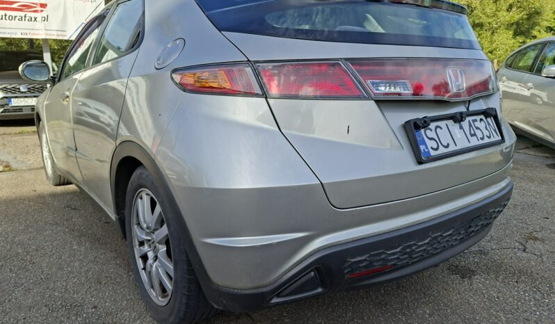 Honda Civic | FWD (przód) | Manualna | 83 KM | Srebrny full