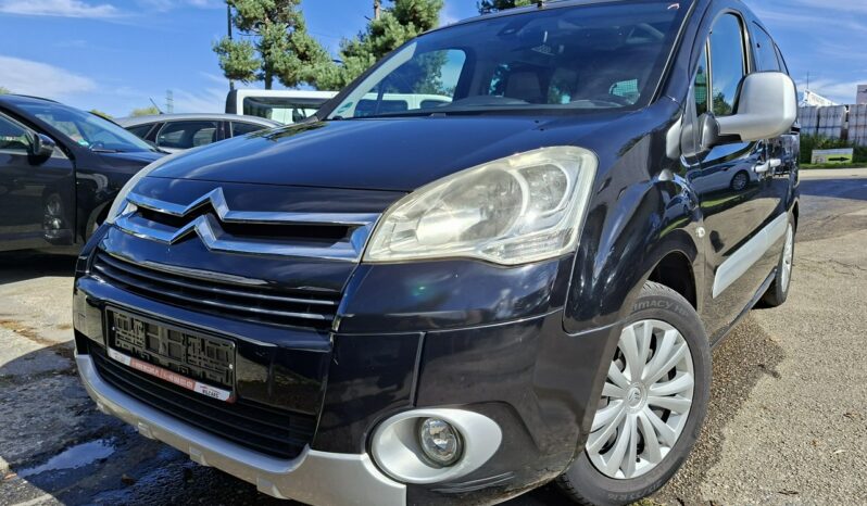 Citroën Berlingo | FWD (przód) | Manualna | 120 KM | Czarny full
