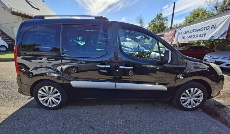 Citroën Berlingo | FWD (przód) | Manualna | 120 KM | Czarny full