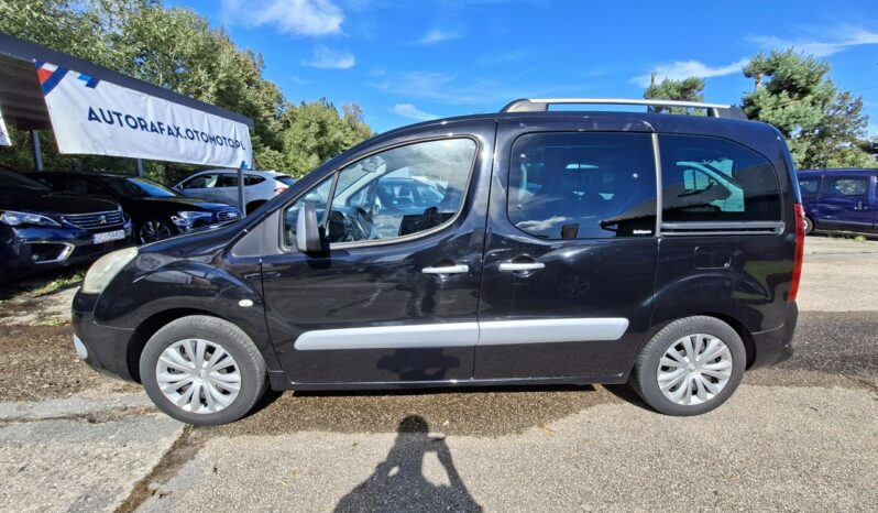 Citroën Berlingo | FWD (przód) | Manualna | 120 KM | Czarny full