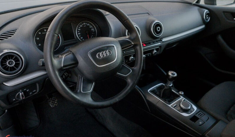 Audi A3 Sportback | FWD (przód) | Manualna | 122 KM | Czarny full