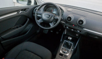 Audi A3 Sportback | FWD (przód) | Manualna | 122 KM | Czarny full