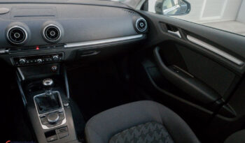 Audi A3 Sportback | FWD (przód) | Manualna | 122 KM | Czarny full