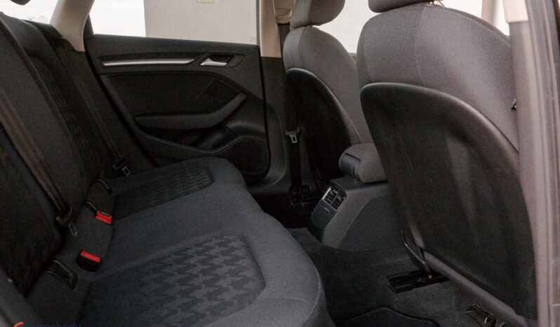 Audi A3 Sportback | FWD (przód) | Manualna | 122 KM | Czarny full