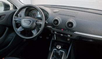 Audi A3 Sportback | FWD (przód) | Manualna | 122 KM | Czarny full