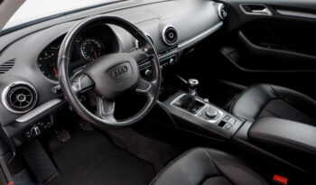Audi A3 Sportback | FWD (przód) | Manualna | 122 KM | Czarny full