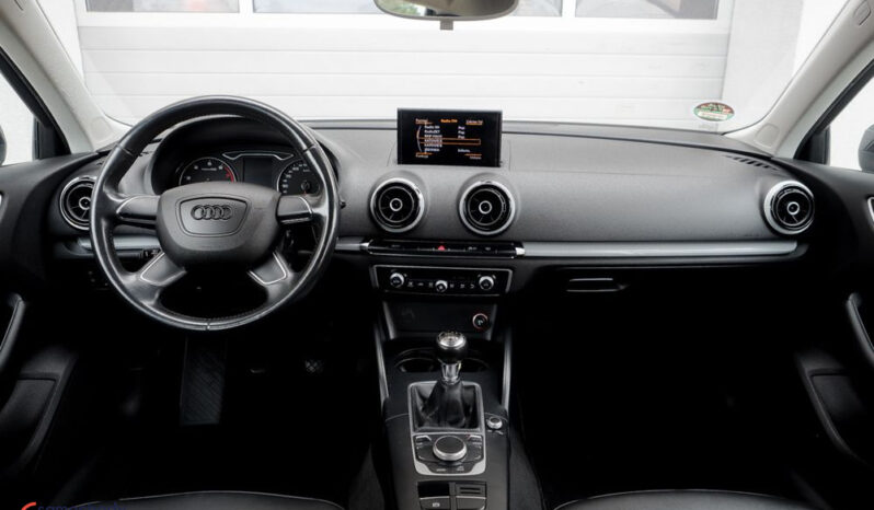 Audi A3 Sportback | FWD (przód) | Manualna | 122 KM | Czarny full