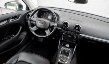 Audi A3 Sportback | FWD (przód) | Manualna | 122 KM | Czarny full