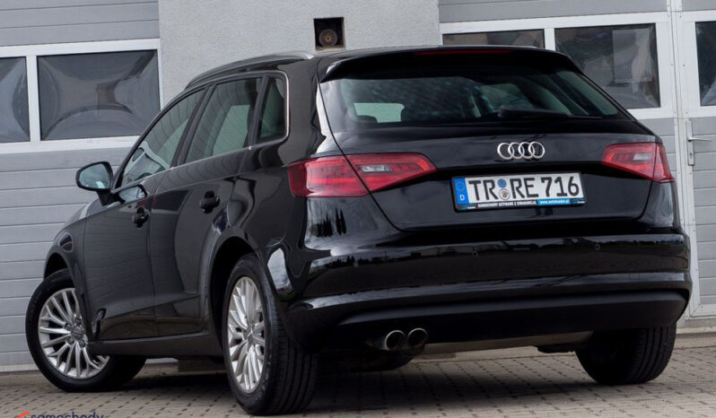 Audi A3 Sportback | FWD (przód) | Manualna | 122 KM | Czarny full
