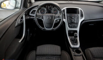 Opel Astra | FWD (przód) | Manualna | 180 KM | Biały full