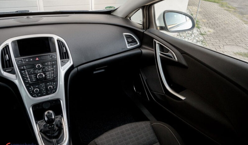 Opel Astra | FWD (przód) | Manualna | 180 KM | Biały full