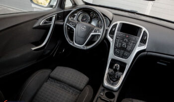 Opel Astra | FWD (przód) | Manualna | 180 KM | Biały full