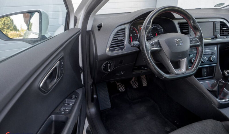 Seat Leon | FWD (przód) | Manualna | 125 KM | Biały full