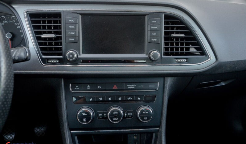 Seat Leon | FWD (przód) | Manualna | 125 KM | Biały full