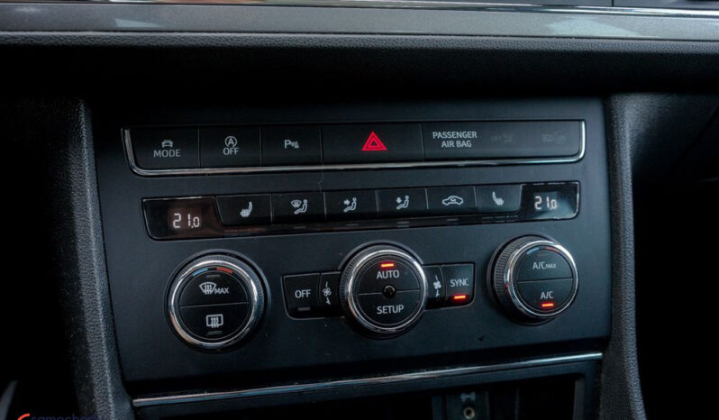 Seat Leon | FWD (przód) | Manualna | 125 KM | Biały full