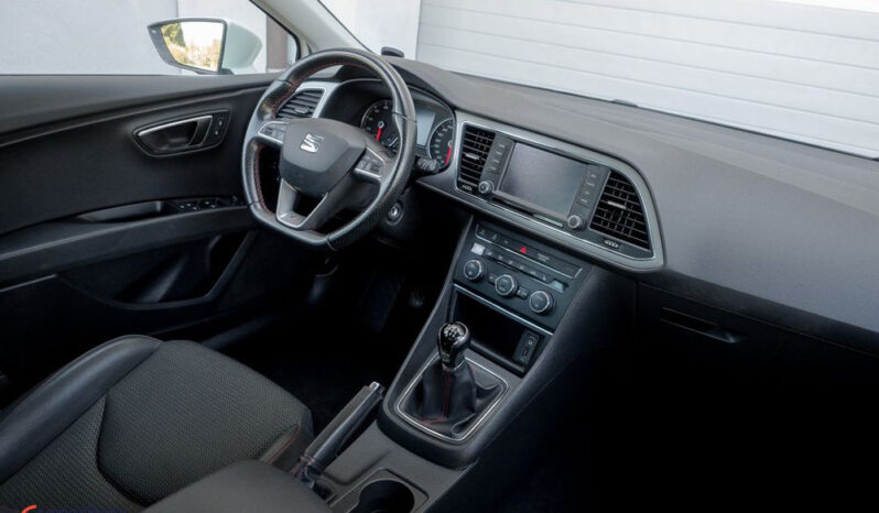 Seat Leon | FWD (przód) | Manualna | 125 KM | Biały full