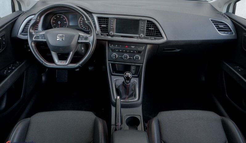Seat Leon | FWD (przód) | Manualna | 125 KM | Biały full