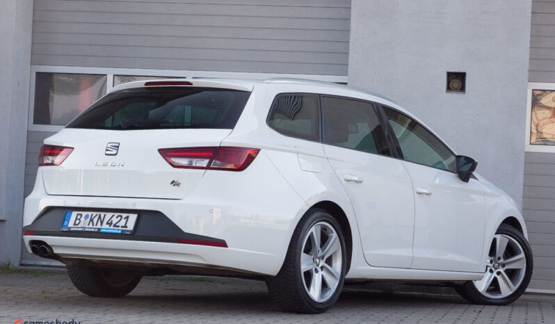 Seat Leon | FWD (przód) | Manualna | 125 KM | Biały full