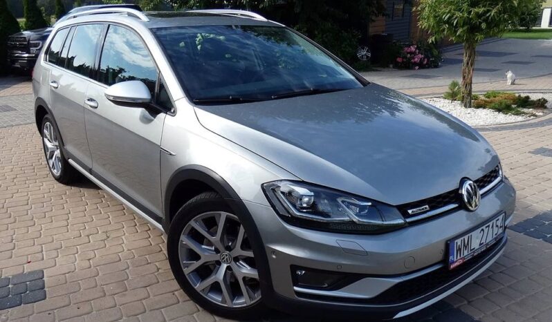 Volkswagen Golf | 4×4 (doł. ręcznie) | Automatyczna | 180 KM | Złoty full