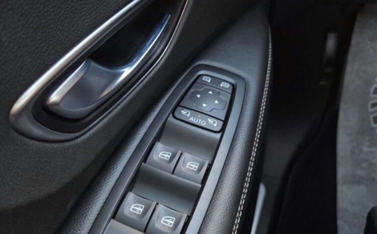 Renault Grand Scenic | FWD (przód) | Manualna | 132 KM | Niebieski full