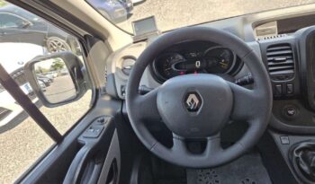Renault Trafic | FWD (przód) | Manualna | 90 KM | Biały full
