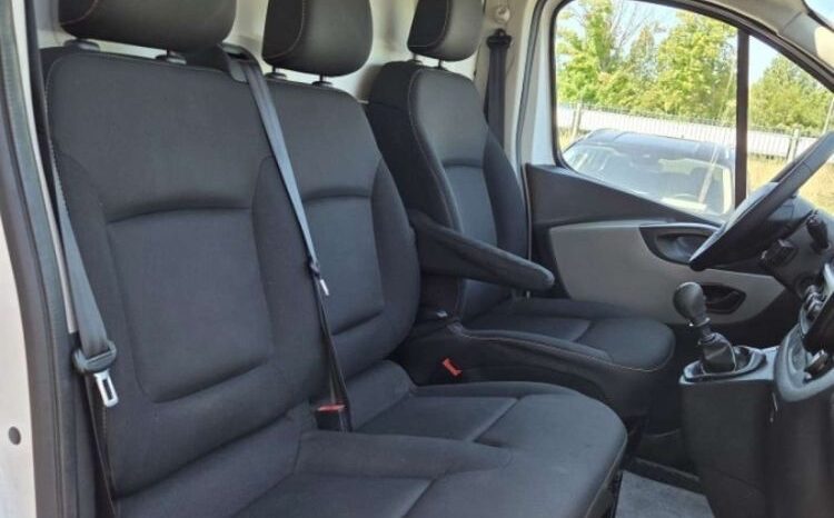 Renault Trafic | FWD (przód) | Manualna | 90 KM | Biały full